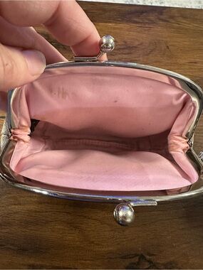 Vtg Coach Signature Canvas Kisslock Coin Purse Pink S… - Gem